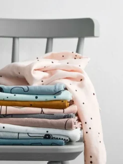 Done By Deer - harsoliina 2-pack 70x70 - Dreamy dots white