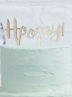 Hooray! puinen kakunkoriste