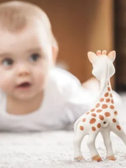 Sophie The Giraffe luomupurulelu
