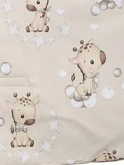 Vauvan turvakaukalon lämpöpussi – Beige velvet and giraffes